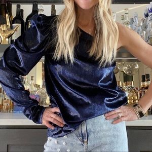 Noble 31 one shoulder top